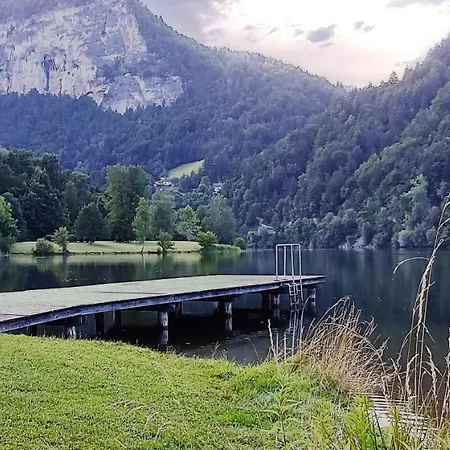 펜션 Seehaus Kaernten *