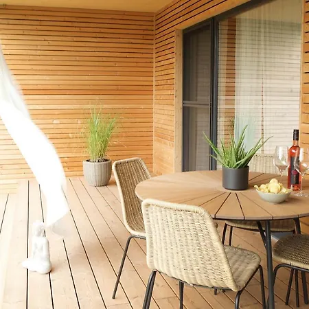 펜션 Seehaus Kaernten *