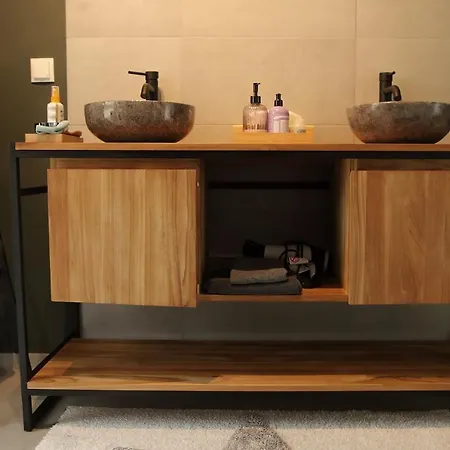 펜션 Seehaus Kaernten *